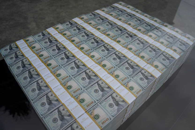 THE MILLIONAIRE TABLE