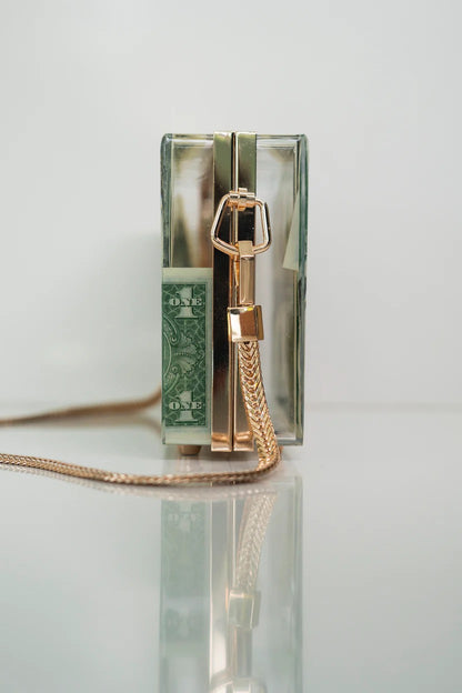 THE DOLLAR CLUTCH